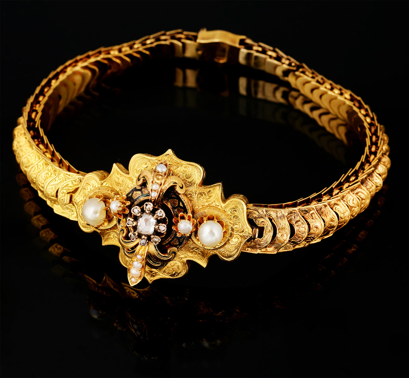Bracelet - Pearls - Diamonds