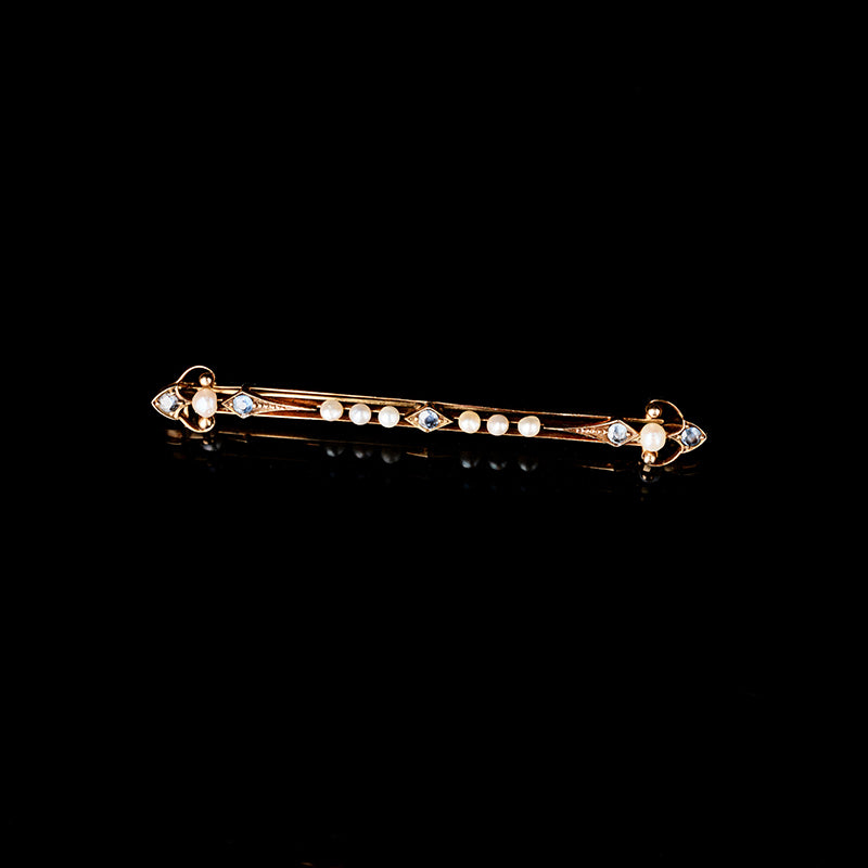 Brooch - Blue Sapphires - Pearls