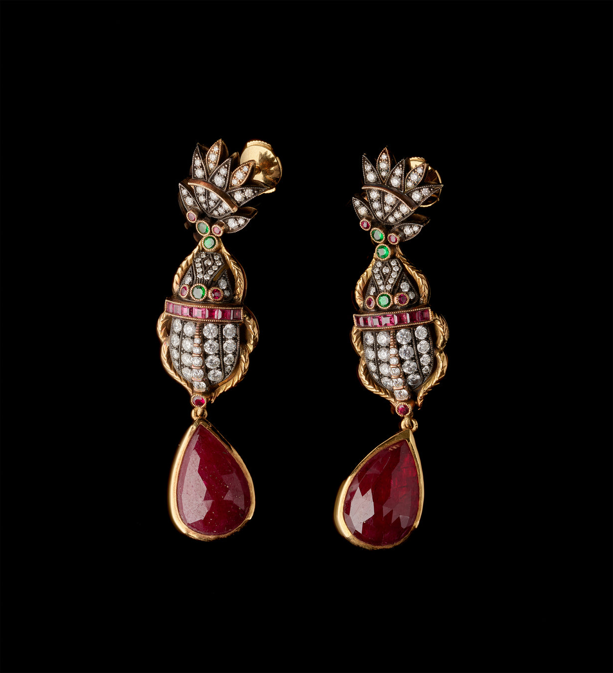 Boucles d'oreilles - Rubis - Émeraudes - Diamants