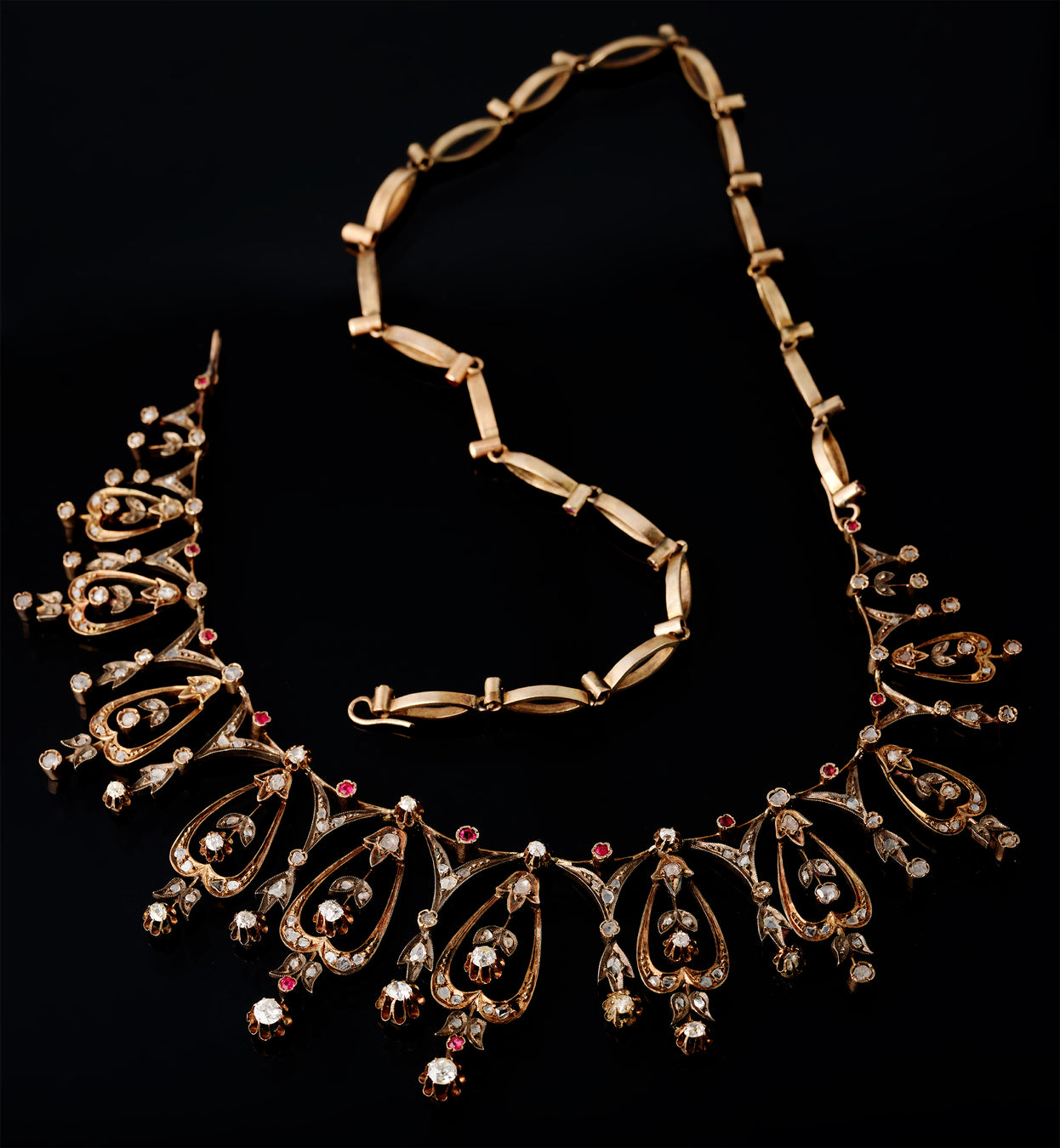Necklace - Rubies - Diamonds