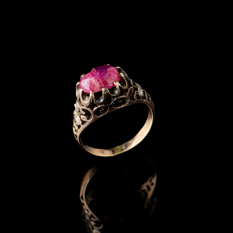 Ring - Ruby - Diamonds