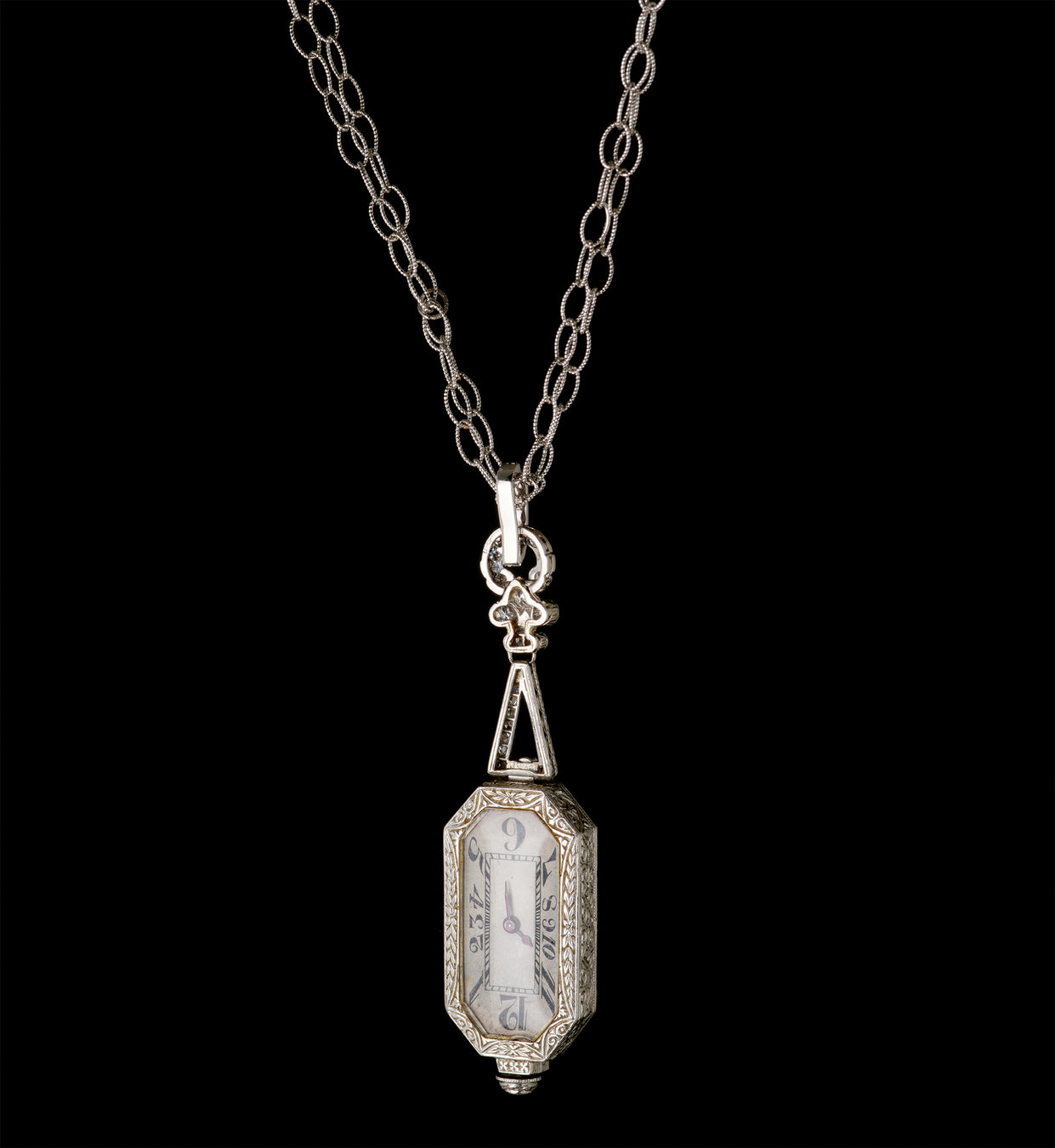 Montre Pendentif - Diamants - Saphirs Bleus