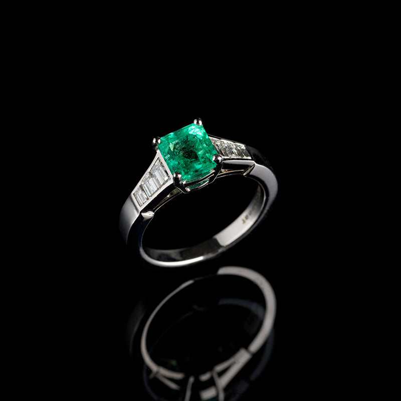Solitaire - Émeraude - Diamants