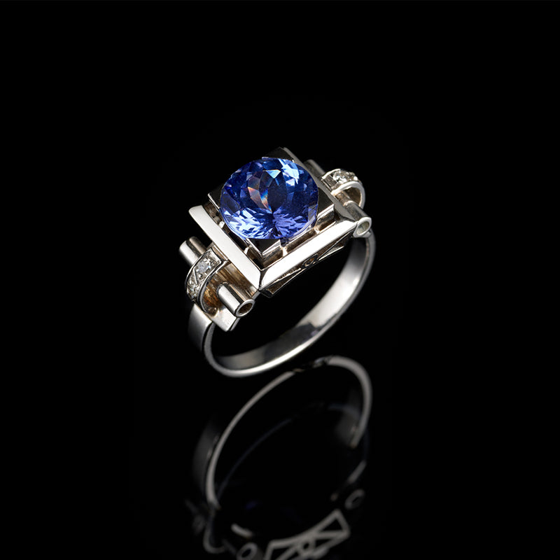Ring - Tanzanite - Diamonds