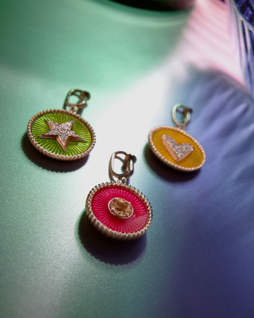 Double Face Charm - Kiwi & Petrol - Diamonds