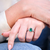 Ring - Emerald - Diamonds