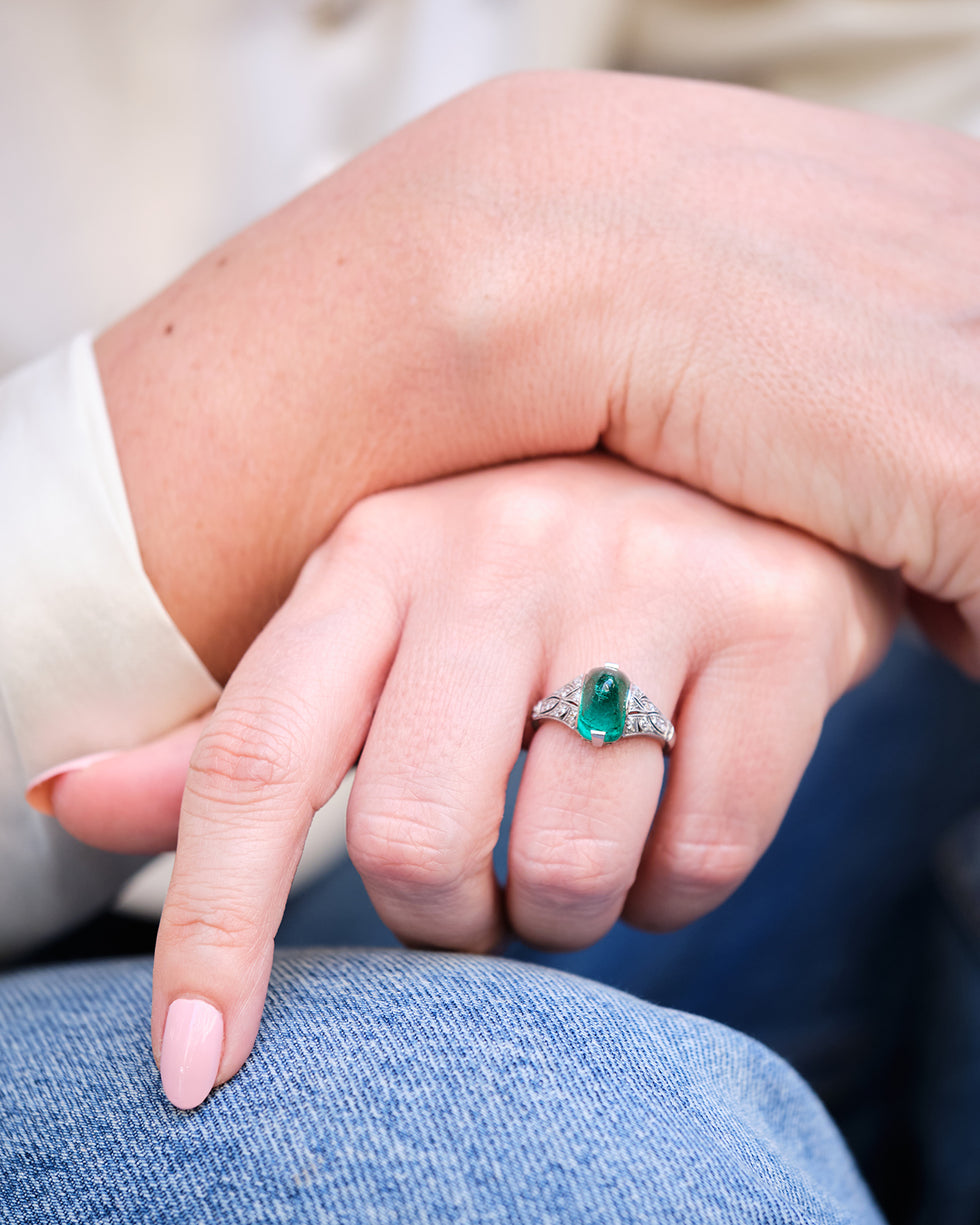 Ring - Emerald - Diamonds