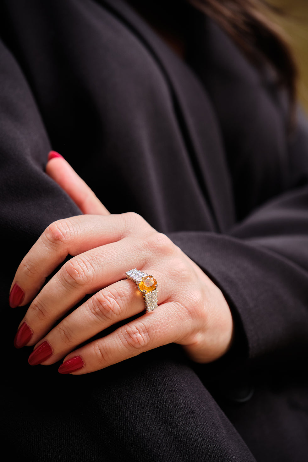 Bague - Saphir Jaune - Diamants