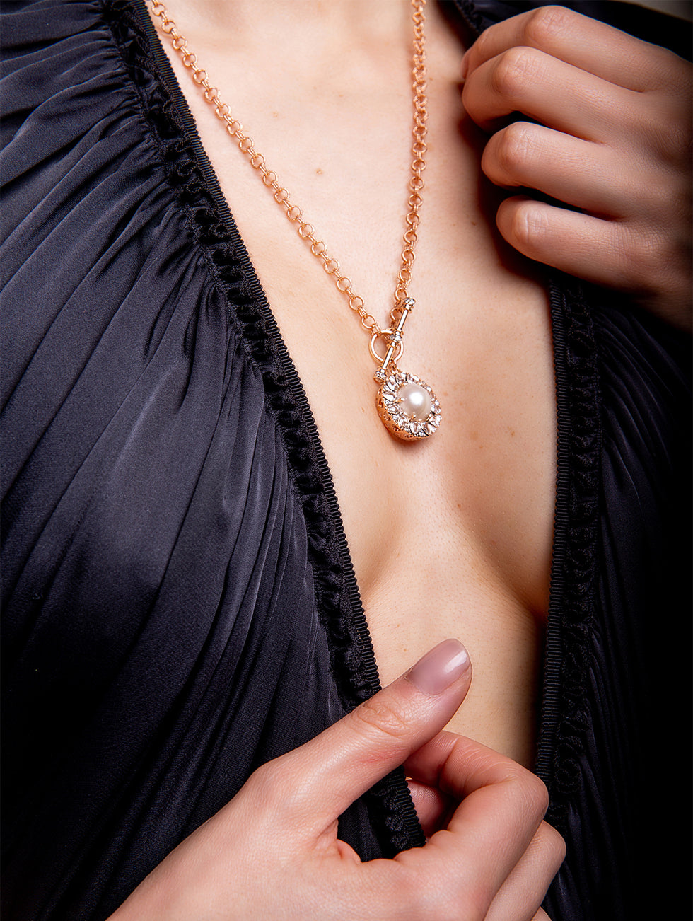 Beirut Rosace Necklace - Pearl - Diamonds