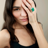 Unique Ring - Emerald - Diamonds