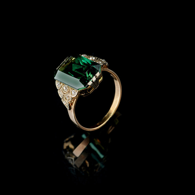 Bague - Pierre Verte - Diamants