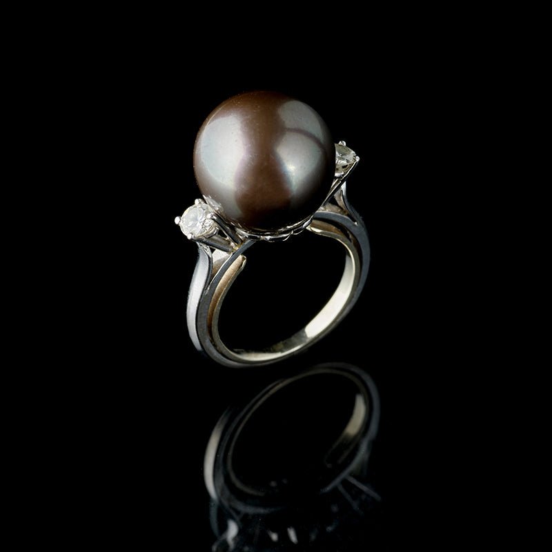 Ring - Black Pearl - Diamonds