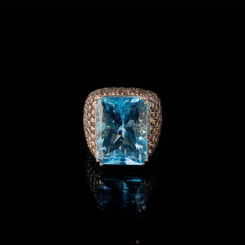 Ring - Blue Topaz - Diamonds
