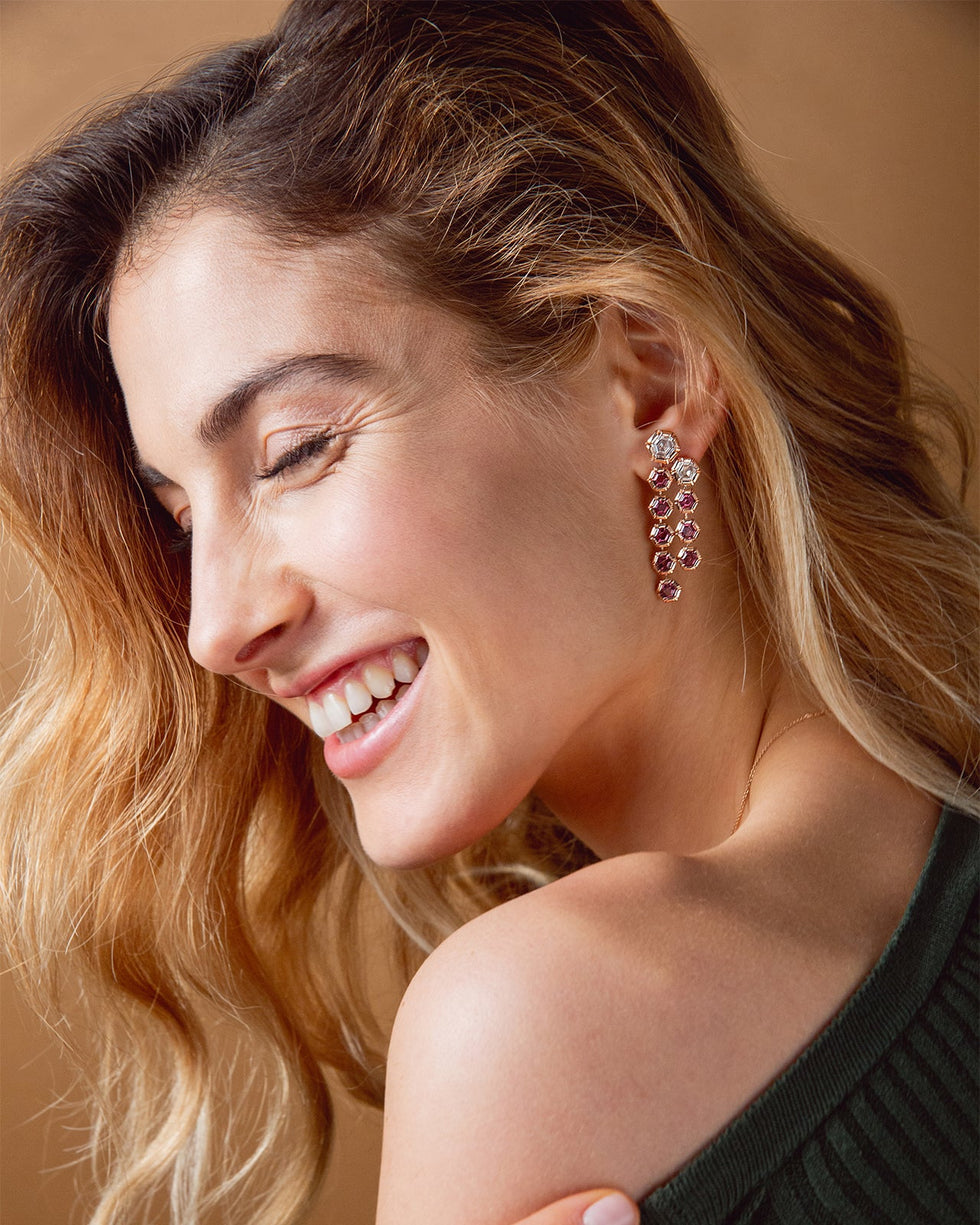 Rose de France Earring - Rhodolites - Diamonds